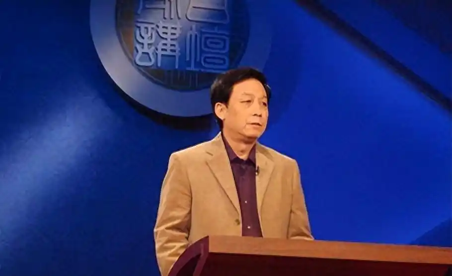 易中天《武汉人什么娘都敢骂》